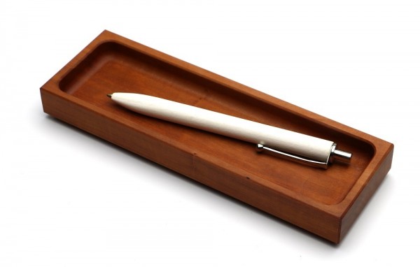 Utensilo_Birne_gross_Klassik_Line_mit_Stift.jpg