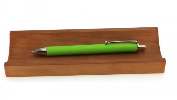 Kugelschreiber Allwood grün in Stifteschale Birne.jpg